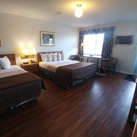 סאולט סאינטה מארי Northlander Motel מראה חיצוני תמונה