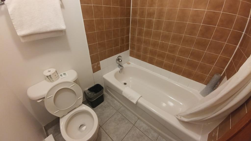 סאולט סאינטה מארי Northlander Motel מראה חיצוני תמונה