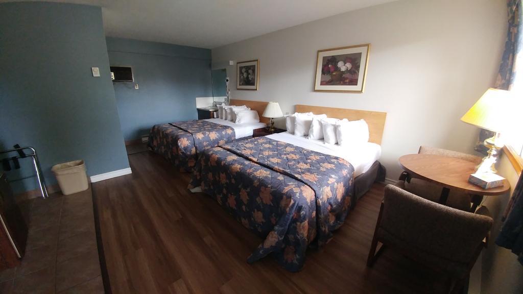 סאולט סאינטה מארי Northlander Motel מראה חיצוני תמונה