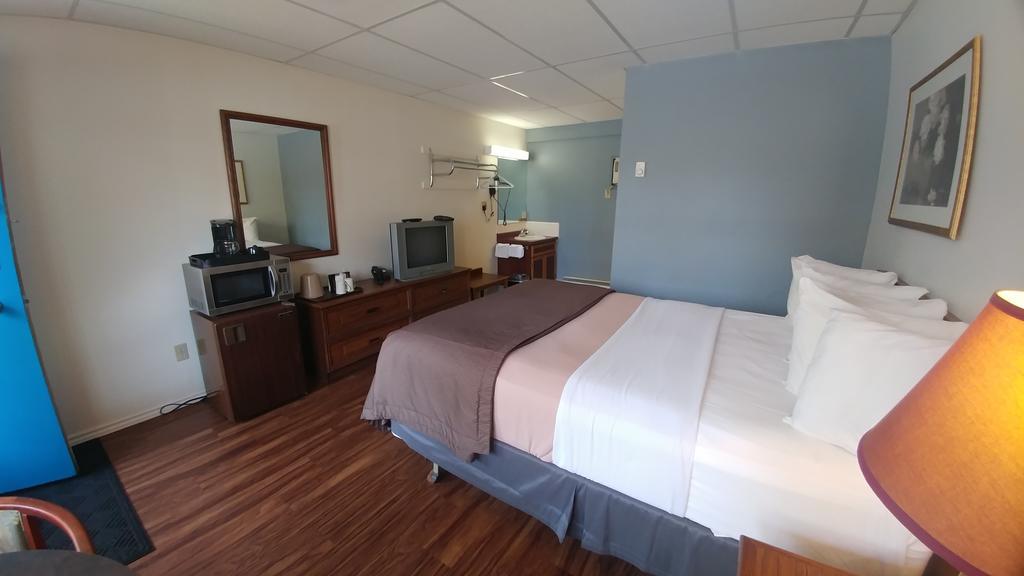 סאולט סאינטה מארי Northlander Motel מראה חיצוני תמונה